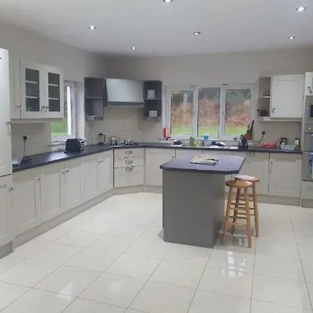 Tigh Dawros - Charming 4-bedroom House With Wifi In Beautiful Kenmare, Kerry