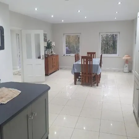 Tigh Dawros - Charming 4-bedroom House With Wifi In Beautiful Kenmare, Kerry Holiday home *