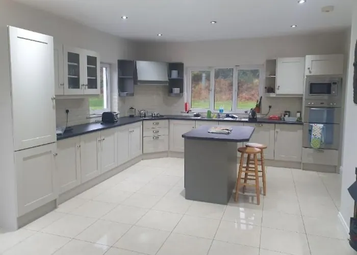 Tigh Dawros - Charming 4-bedroom House With Wifi In Beautiful Kenmare, Kerry